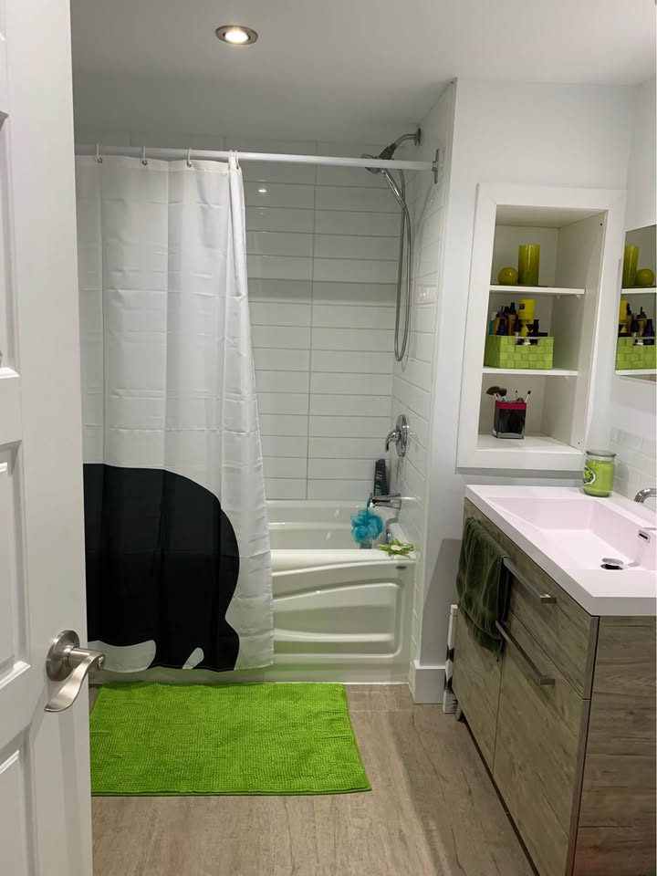 Maison de ville familiale – Laval – photo 4